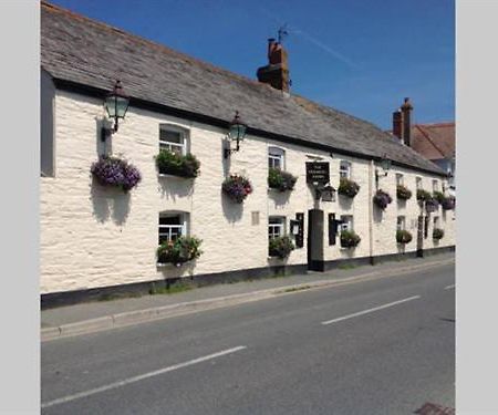The Farmers Arms St Merryn Exterior foto